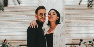 Potret Nikita Mirzani Dilamar Kekasih, Cincin Berlian Besar Jadi Sorotan