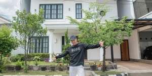 Tak Kalah Mewah dari Rumah Fuji, Begini Potret Rumah Baru Fadly Faisal