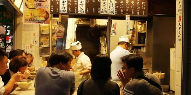 Tak Mau Cita Rasa Ramen Rusak, Restoran Ini Larang Pengunjung Buka HP