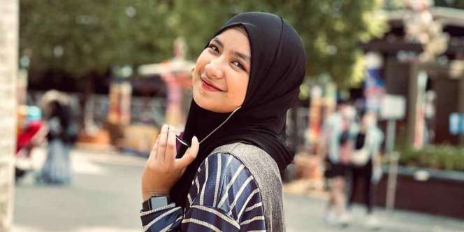 3 Outfit Kasual Bernuansa Girly, Inspirasi dari Nashwa Zahira