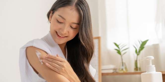 Perbaiki Tekstur Kulit di Seluruh Tubuh dengan Pemakaian Lotion yang Tepat