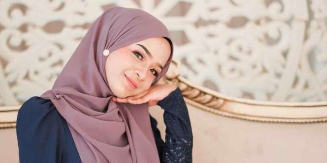 Tampil Flawless Saat Bukber Hanya dengan 5 Produk Makeup
