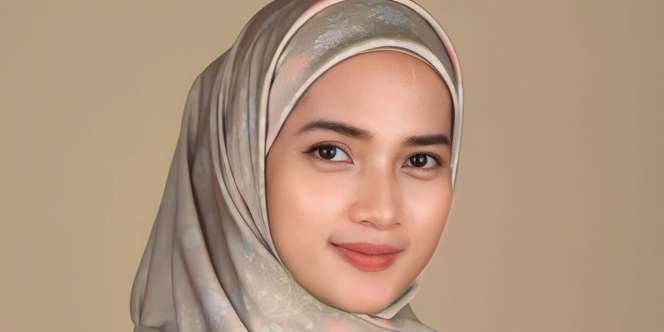 Kerudung Syar’i dengan Motif, Look Jadi Lebih Elegan