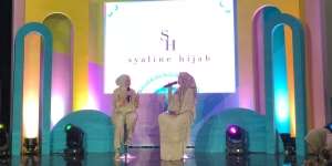 Cara Menyeimbangkan Karier dengan Peran Ibu Rumah Tangga ala Owner Syaline Hijab