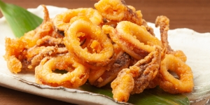 3 Tips Menggoreng Cumi Agak Tidak 'Meledak'