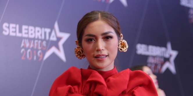 Rongga Hidung Jessica Iskandar Miring, Netizen Sibuk Ghibah Oplas di Korea dan Curhat Bangkrut