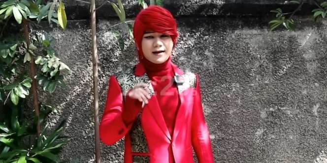 Pesulap Merah Bongkar Trik Jadul Ida Dayak, Oles Minyak Langsung Keluar Darah, Ternyata Caranya Mudah Banget