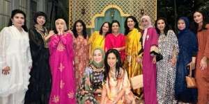 10 Gaya Artis Hadiri `Bukber Mewah` di Istana Mayangsari, Busana Iis Dahlia Jadi Omongan