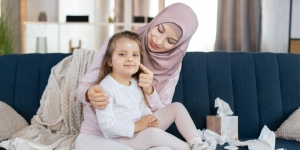 Cara Seru Ajak Anak Pakai Sunscreen dengan Karakter Doraemon dan Dorami