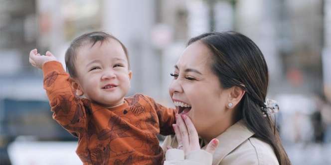 Girangnya Sus Rini Lihat Rayyanza Sudah Jago Menghafal Huruf Alfabet