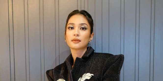 Bukan Pengalaman Mistis, Ini Tantangan Terberat Mikha Tambayong Main Film Honor Sewu Dino