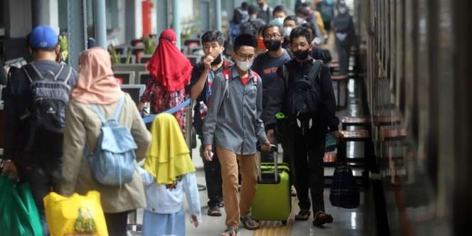 Jadwal Buka Puasa Jumat 14 April 2023 dan Doa Saat Mudik