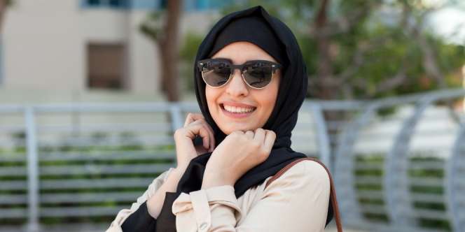 Kunci Makeup Anti Longsor Saat Aktivitas Outdoor Seharian