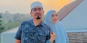 Penampakan Rumah Ustaz Solmed yang Ditaksir Rp24 Miliar, Ada Miniatur Pintu Masjid Nabawi Berlapiskan Emas!