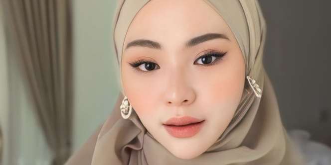 Trik Styling Hijab Square untuk Dapatkan Look bak Pashmina