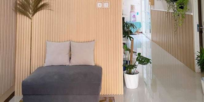 Tutup Dinding Rusak dengan Wall Panel, Jadi Rapi Seperti di Hotel