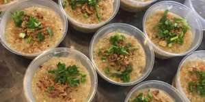 Buka Puasa dengan Bubur Lambuk, Sudah Masuk Mulut Dikira Biji Kapulaga, Astaga Tak Tahunya...Bikin Mual