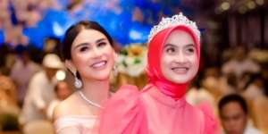 Potret Putri Sulung Bebizie yang Cantik Berhijab tapi Jarang Tersorot