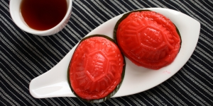 Buat Sendiri Jajan Pasar Kue Ku, Hasilnya Lembut dan Legit