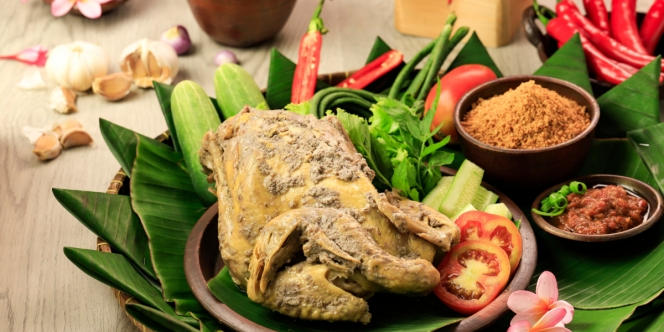 Resep Ayam Ingkung Khas Jawa Tengah, Rasa Gurihnya Bikin `Ngiler`