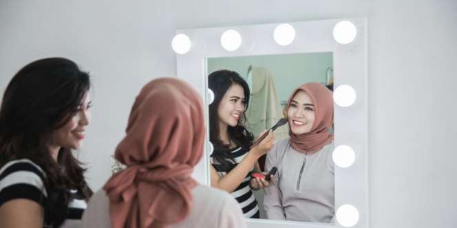 Sering Dianggap Enteng, MUA Ungkap Modal Berkarier Capai Belasan Juta Rupiah