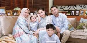 Viral Momen Raffi dan Nagita Sungkem Minta Maaf ke Sus Rini Tuai Sorotan: 'Sus Lebih Tua dari Saya'