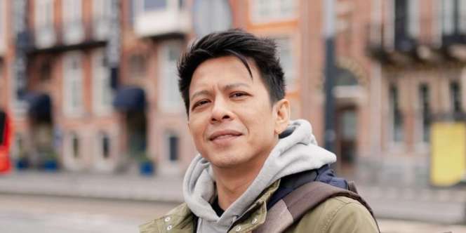 Momen Pengendara Tak Sengaja Bertemu Ariel Noah Mudik Pakai Motor