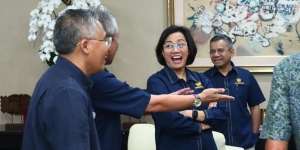 Cerita Jenaka Hari Pertama Menkeu Sri Mulyani Masuk Kantor Sehabis Lebaran 2023: Ada yang Saltum dan Kena `Prank`
