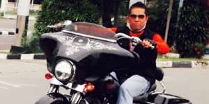 Potret AKBP Achiruddin Hasibuan Kendarai Moge, Pamer Skill Berkendara Berdiri di Atas Moge Paling Disorot