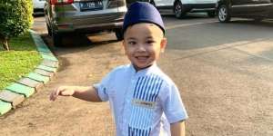 Potret Outfit Lebaran Anak Artis yang Ngegemesin