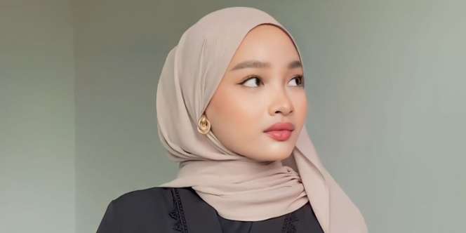 Hanya Pakai Pashmina Polos, Look Auto Stylish