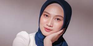 Permainan Aksen Bikin Dress Melody Laksani Bernuansa Playful