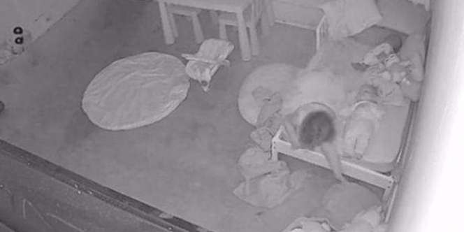 Anak 6 Tahun Tidur Sendirian Tapi Terus Bilang Ada Banyak Orang, Ibu Menangis Saat Lihat CCTV