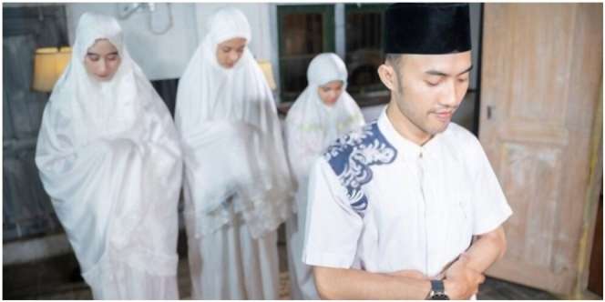Mengetahui Pengertian Makmum Masbuq, Ciri-Ciri dan Tata Cara Sholat Ketika Tertinggal dari Imam