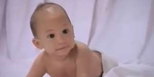 Ingat Bayi Sultan di Iklan Bank era 90-an? Ternyata Kini Jadi Musisi Besar, Tajir Melintir dan Ganteng Banget, Lihat Potretnya!