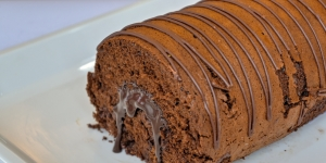 Buat Sendiri Bolu Cokelat Ganache Creamy yang Meleleh di Lidah