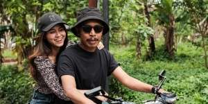 5 Potret Dwinda Ratna, Istri Mas Pur Tukang Ojek Pengkolan yang Makin Cantik dan Kece