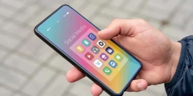 Jarang Terungkap! Fungsi Smartphone yang Memungkinkan Pengguna Video Call Sudah Diramalkan Secara Akurat Sejak 1953