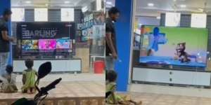 Kebaikan Penjaga Toko Elektronik Izinkan Anak Jalanan Nonton Kartun di TV Display Bikin Hati Meleleh