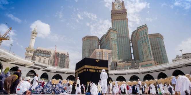 Hukum, Syarat, dan Cara Tunaikan Badal Umroh untuk Kerabat yang Sudah Meninggal Dunia