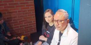 Kronologis Indra Brasco dan Mona Ratuliu Alami Tabrak Lari, Sempat Emosional Kejar Pelaku