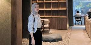 Tengok 3 Ide Tampilan Outfit Kantor Rapi nan Stylish