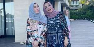 10 Adu Mewah Rumah Rieta Amalia VS Amy Qanita, Punya Anak Sultan Andara, Ternyata Beda Jauh?