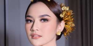 Mahalini Tampil Flawless dan Anggun Saat Lamaran dengan Riasan Bennu Sorumba