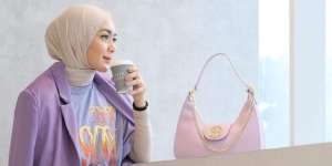 Fresh Look Richa Iskak dengan Blazer Warna Lilac