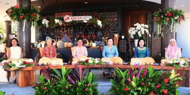 Iriana Jokowi Pamer Potensi Labuan Bajo ke Para Pendamping Pemimpin ASEAN