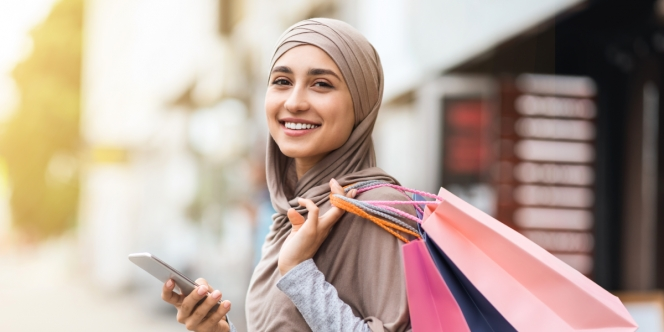 Fashion Item dengan Desain ala Jepang yang Layak Dilirik