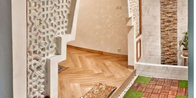 Desain Manis Mushola Mini di Rumah Bernuansa Natural