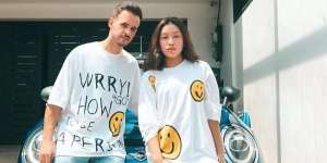 8 Potret Kedekatan Laura Meizani & Antonio Dedola, Kompak Unfollow dan Bongkar Aib Nikita Mirzani