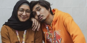 Saking Saling Percaya, Duta Sheila On 7 Bebaskan Adelia Lontoh Lakukan Hal Paling Ditakuti Para Suami